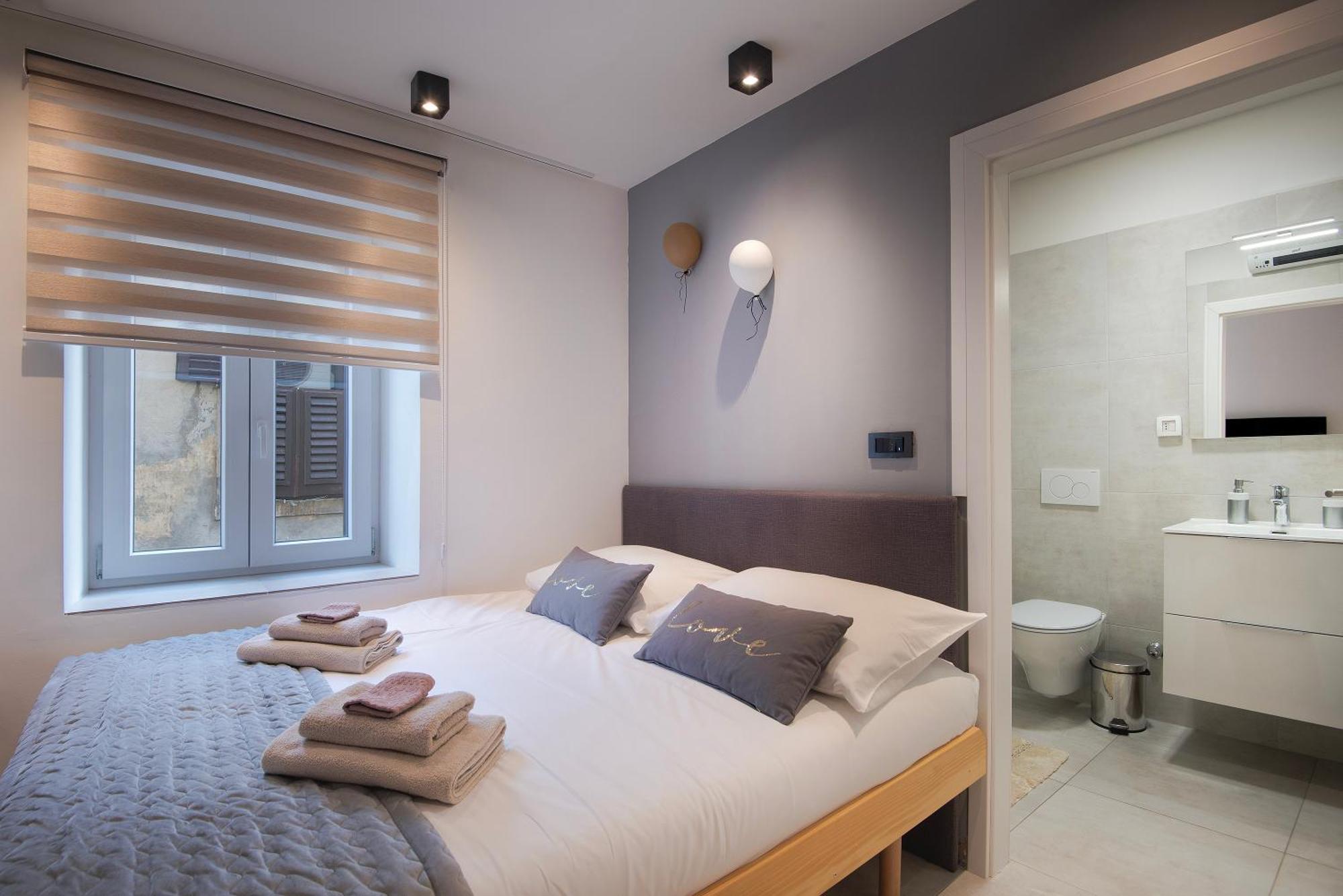 Arta Apartments City Center - With Private Parking Pula Extérieur photo