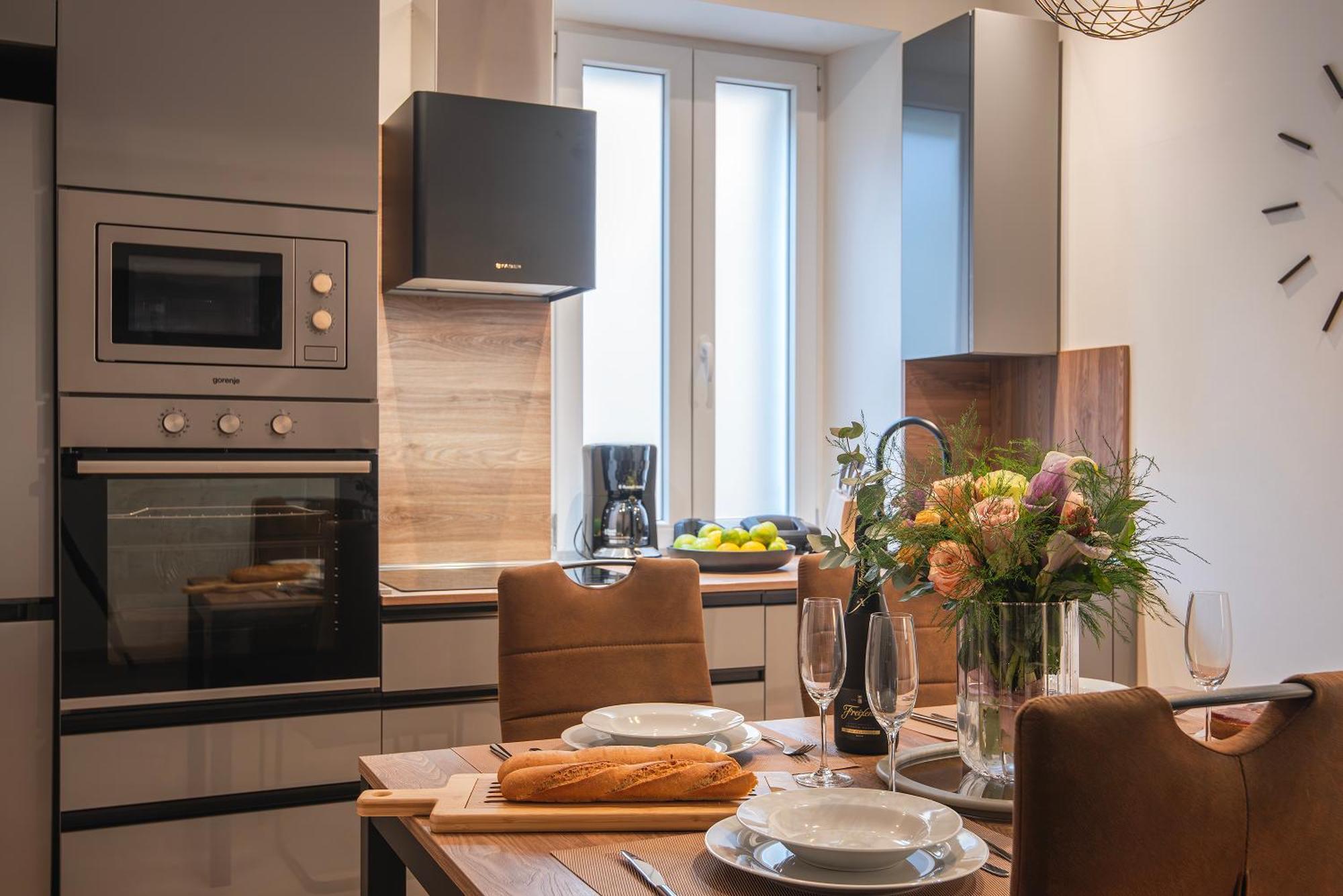 Arta Apartments City Center - With Private Parking Pula Chambre photo