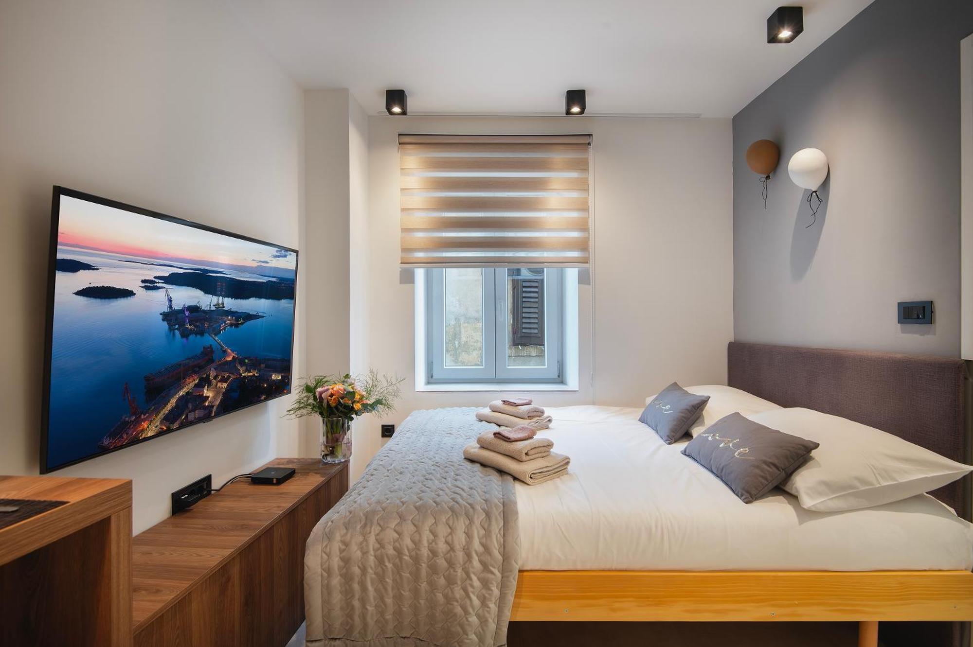 Arta Apartments City Center - With Private Parking Pula Chambre photo