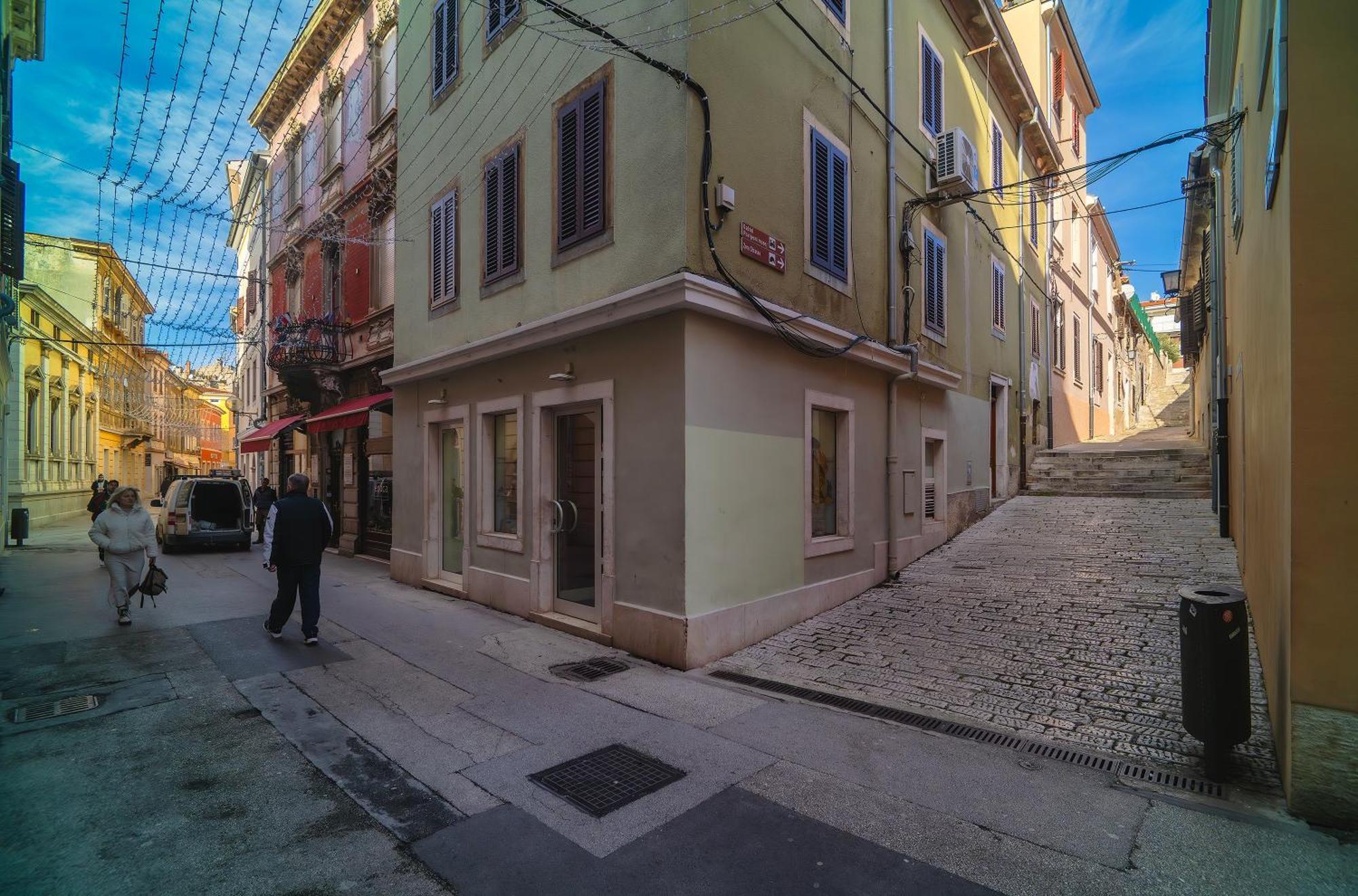 Arta Apartments City Center - With Private Parking Pula Chambre photo